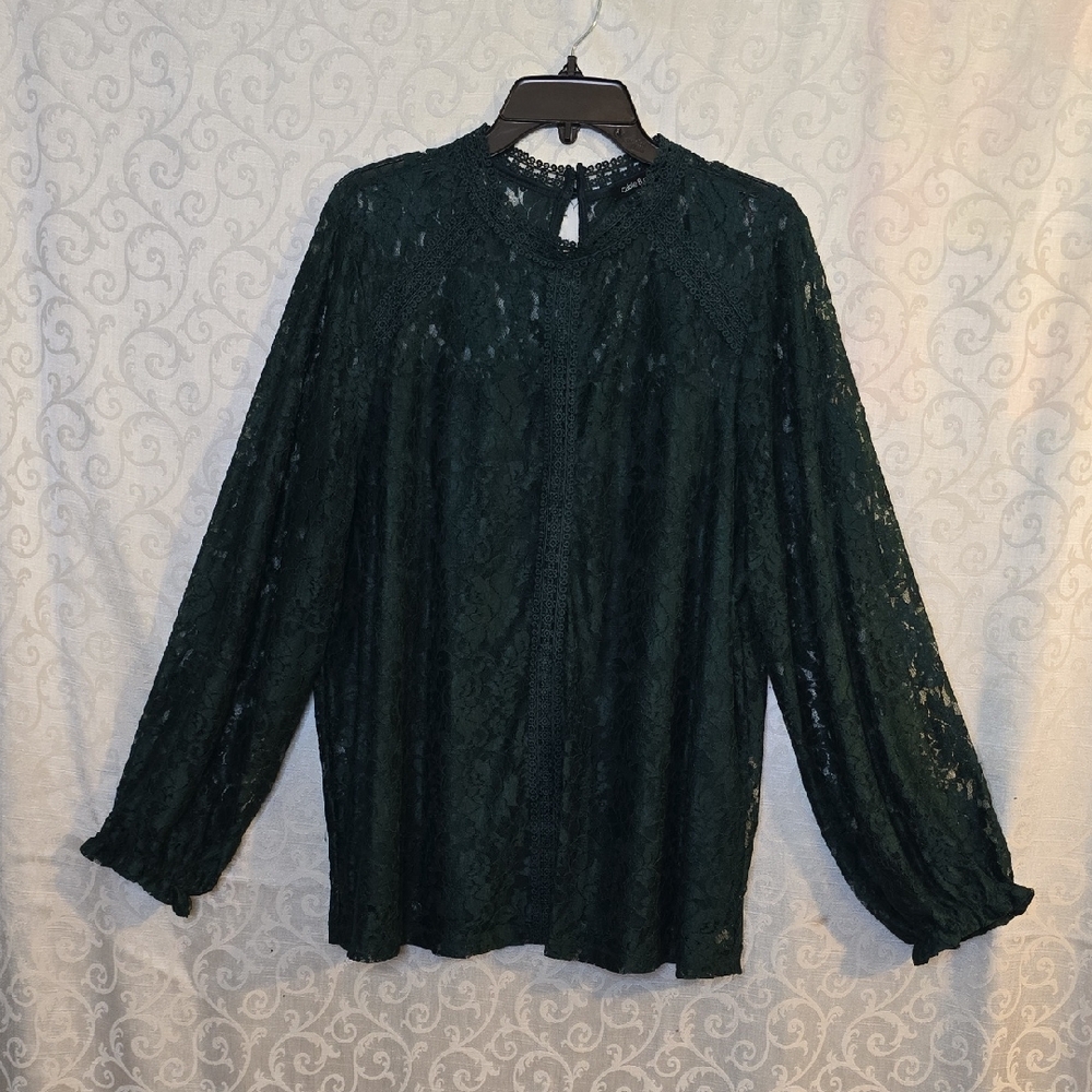 Cable & Gauge Dark Green Lace Blouse